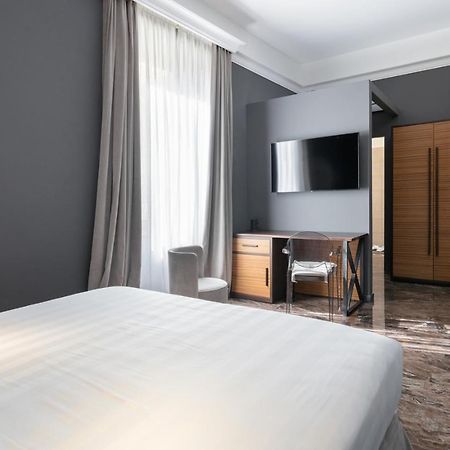 Hotel Poerio 25 Boutique Stay نابولي المظهر الخارجي الصورة