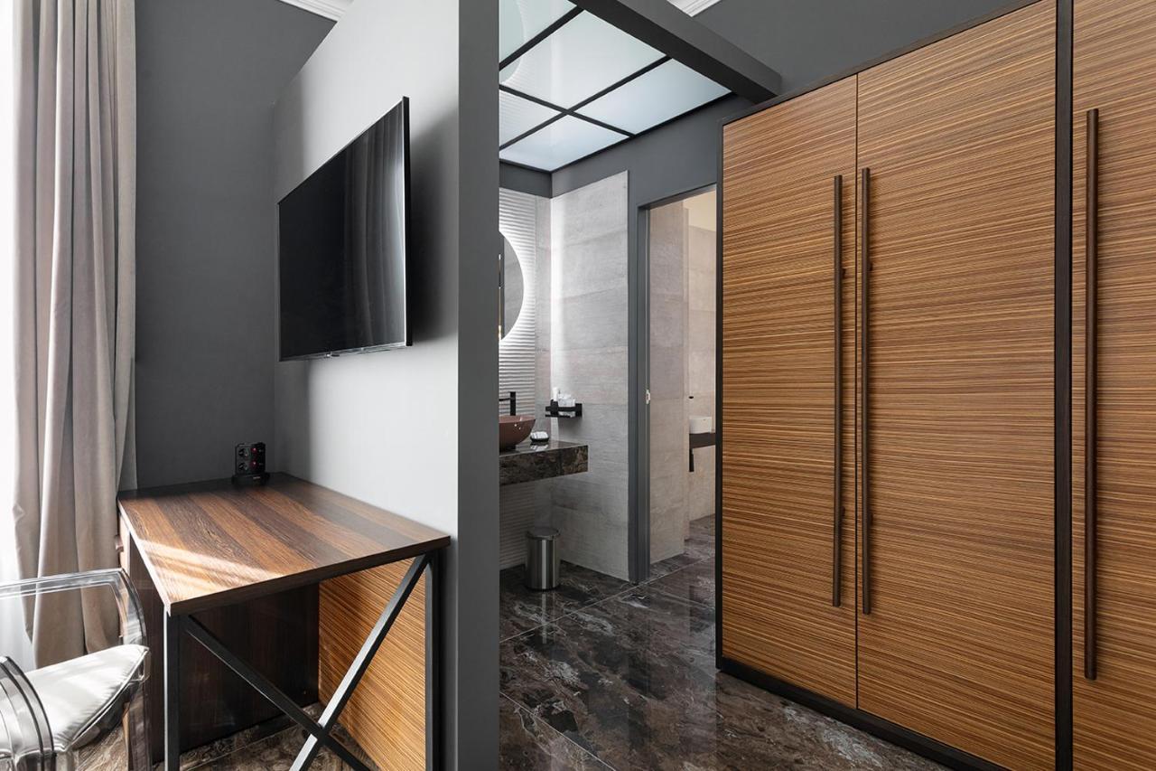 Hotel Poerio 25 Boutique Stay نابولي المظهر الخارجي الصورة