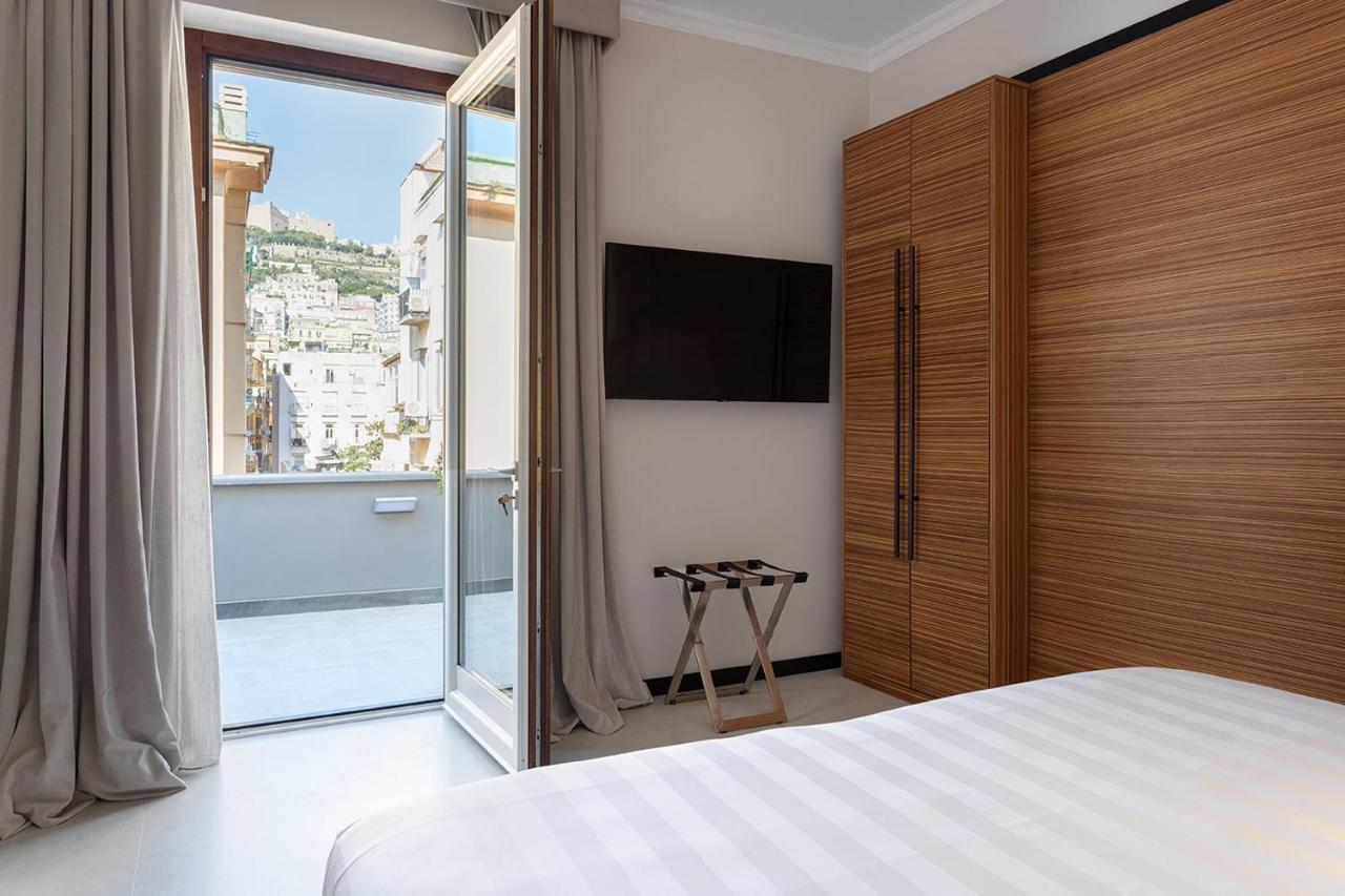 Hotel Poerio 25 Boutique Stay نابولي المظهر الخارجي الصورة