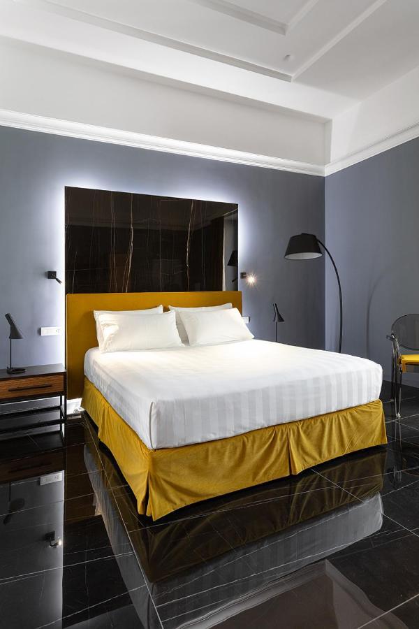Hotel Poerio 25 Boutique Stay نابولي المظهر الخارجي الصورة