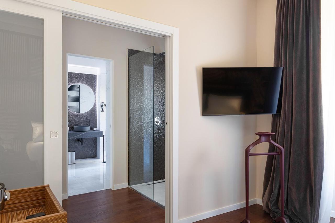Hotel Poerio 25 Boutique Stay نابولي المظهر الخارجي الصورة