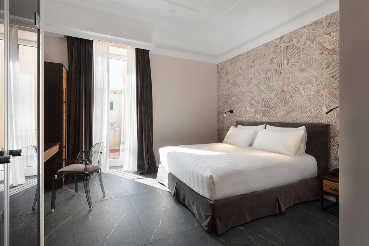 Hotel Poerio 25 Boutique Stay نابولي المظهر الخارجي الصورة