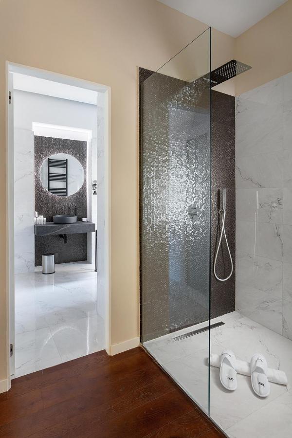 Hotel Poerio 25 Boutique Stay نابولي المظهر الخارجي الصورة