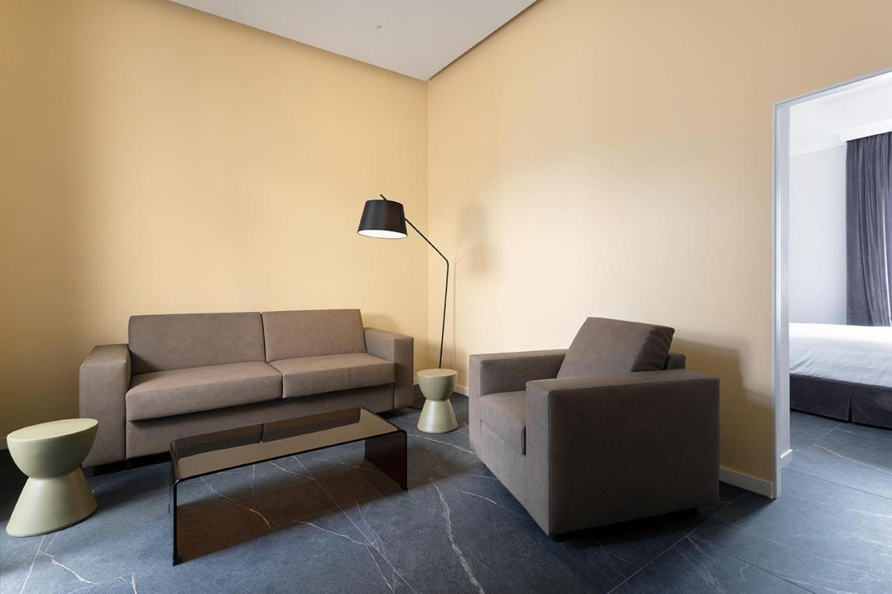 Hotel Poerio 25 Boutique Stay نابولي المظهر الخارجي الصورة