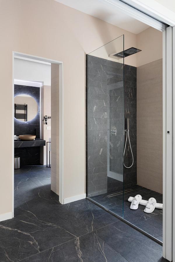 Hotel Poerio 25 Boutique Stay نابولي المظهر الخارجي الصورة