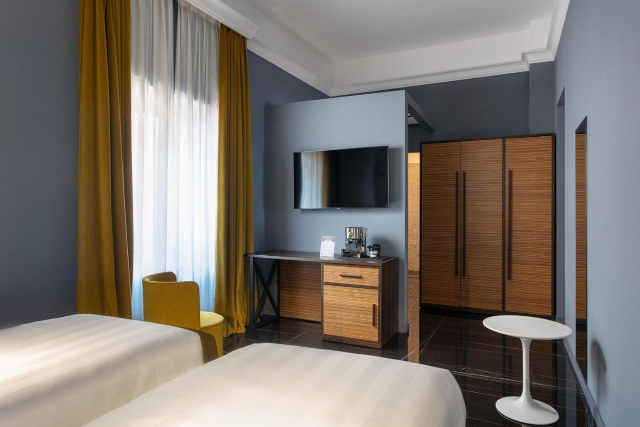Hotel Poerio 25 Boutique Stay نابولي المظهر الخارجي الصورة